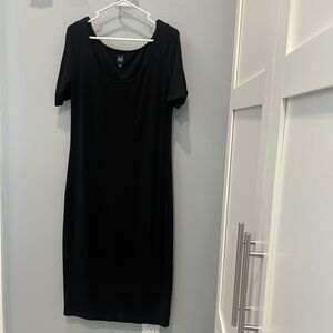 GAP Classic Black Midi Dress